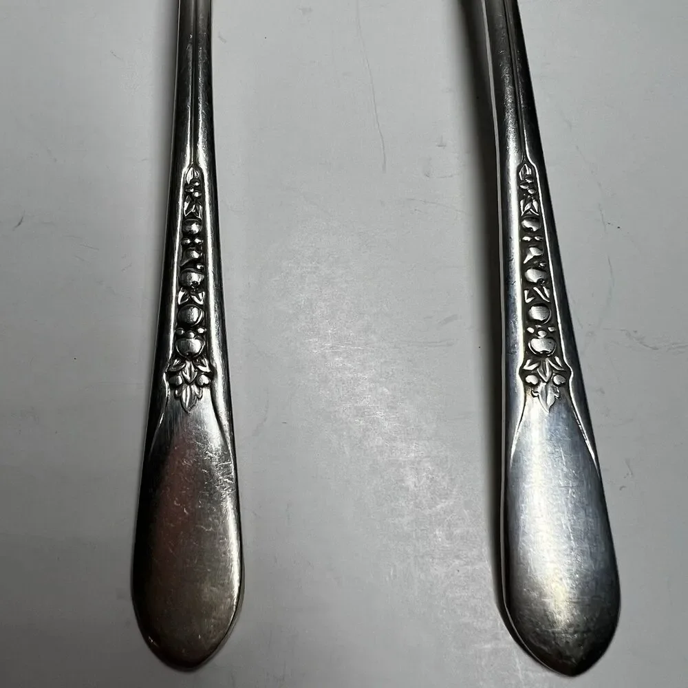 Vintage Wm Rogers Mfg Co PRISCILLA LADY ANN Fruit Silverplate Teaspoons Set of 4